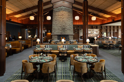 Elderwood at Fairmont Jasper Park Lodge is a timber-framed dining room inspired by the surrounding forests of the national park. (CNW Group/Fairmont Jasper Park Lodge)