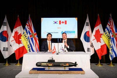 From left to right: Steve SK Jeong, Senior Executive Vice President and Head of Naval Ship International Businesses, Hanwha Ocean; Stu Roberts, President, Azure Sustainable Fuels (CNW Group/Azure Sustainable Fuels Corp.) From left to right: Steve SK Jeong, Senior Executive Vice President and Head of Naval Ship International Businesses, Hanwha Ocean; Stu Roberts, President, Azure Sustainable Fuels (CNW Group/Azure Sustainable Fuels Corp.)