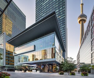 The Ritz-Carlton, Toronto Earns Condé Nast Traveler's Prestigious Triple Crown Distinction