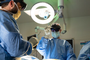 Nicklaus Children's performs region's first pediatric total hip replacement using innovative mixed reality-assisted surgical guidance