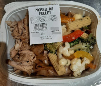 Padsew au poulet (Groupe CNW/Ministère de l'Agriculture, des Pêcheries et de l'Alimentation)