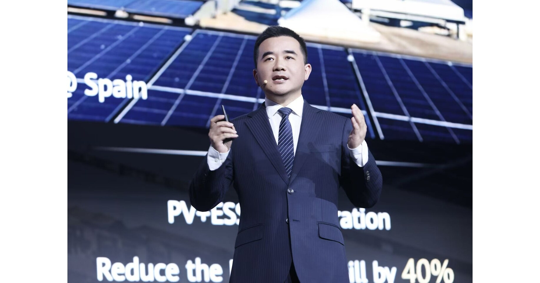 Cinq avanc&eacute;es technologiques : Huawei lance LUTERRA&reg;, sa plateforme de syst&egrave;me de stockage d&eacute;nergie (ESS) formant r&eacute;seau de nouvelle g&eacute;n&eacute;ration