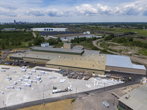 Deckorators Opens Its First Northeast Manufacturing Plant