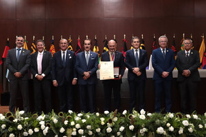 UAG otorga Medalla Ciencia y Libertad al presidente de la Real Federación Española de Futbol