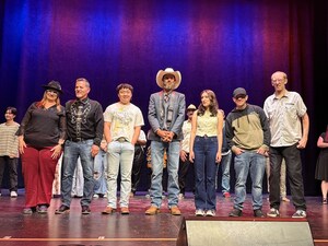 Six Finalists Are Closer To $500 Grand Prize of A Cappella &amp; Unplugged
