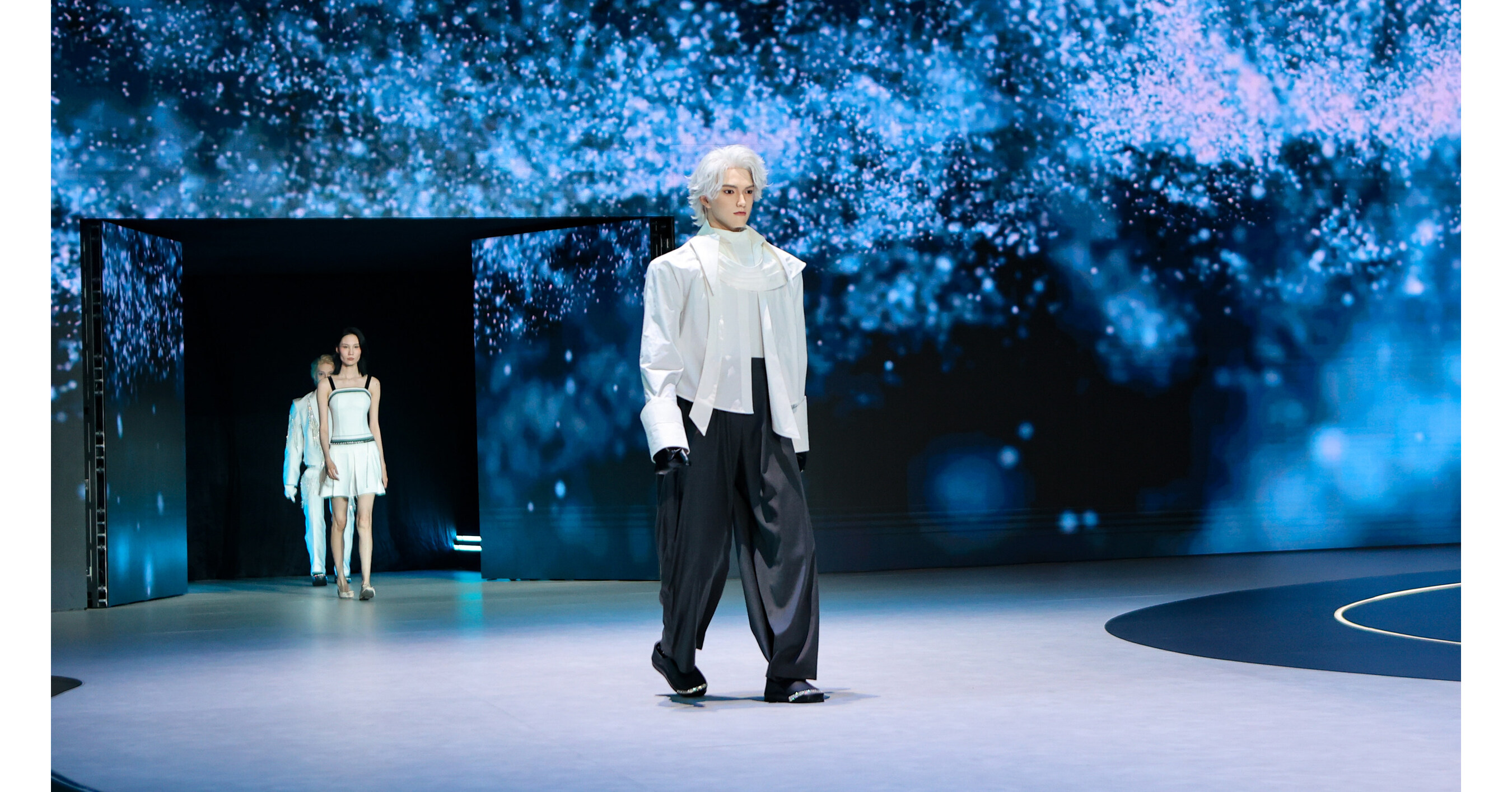 UBTech Launches UWORLD U1 Series of Full-Size Humanoid Robots Designed for Mass Production
