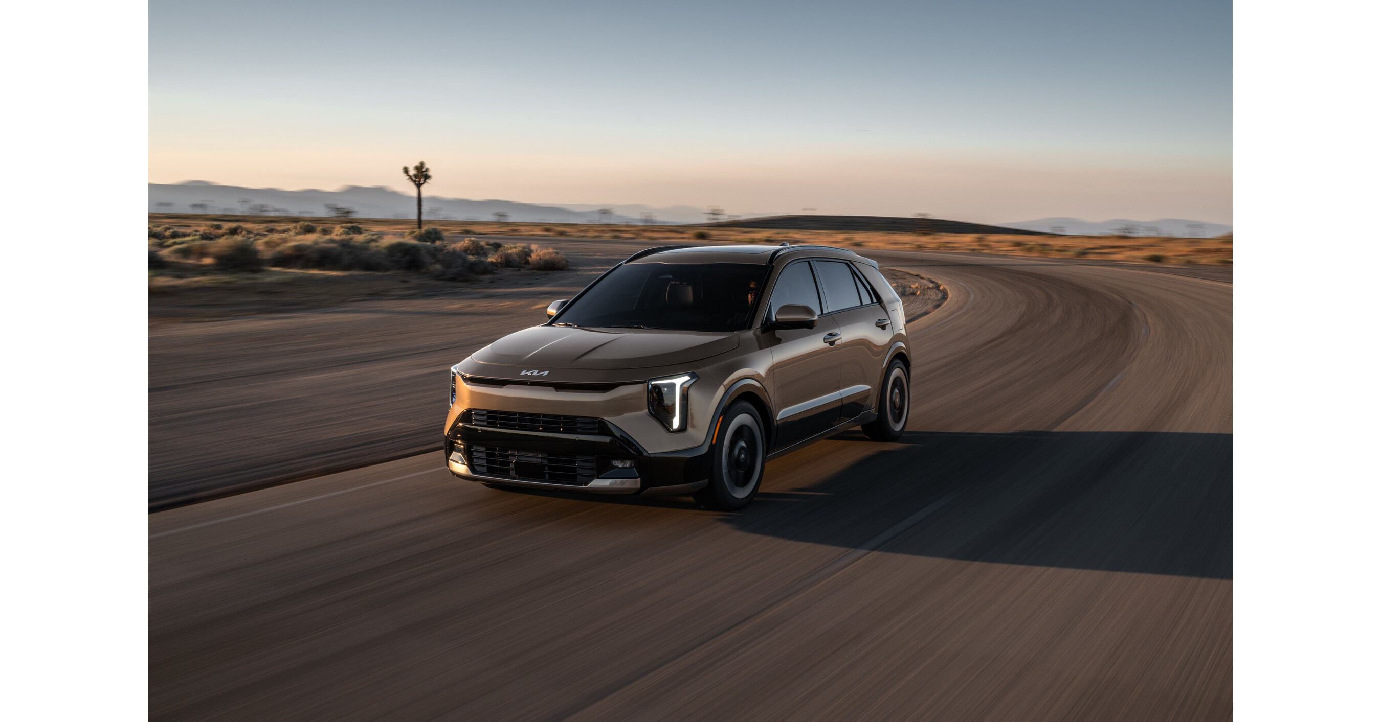 EL PRÓXIMO KIA NIRO DEL 2027 PERFECCIONA SU FÓRMULA DE CROSSOVER HÍBRIDO CON UN RENOVADO ESTILO Y AMPLIADA TECNOLOGÍA