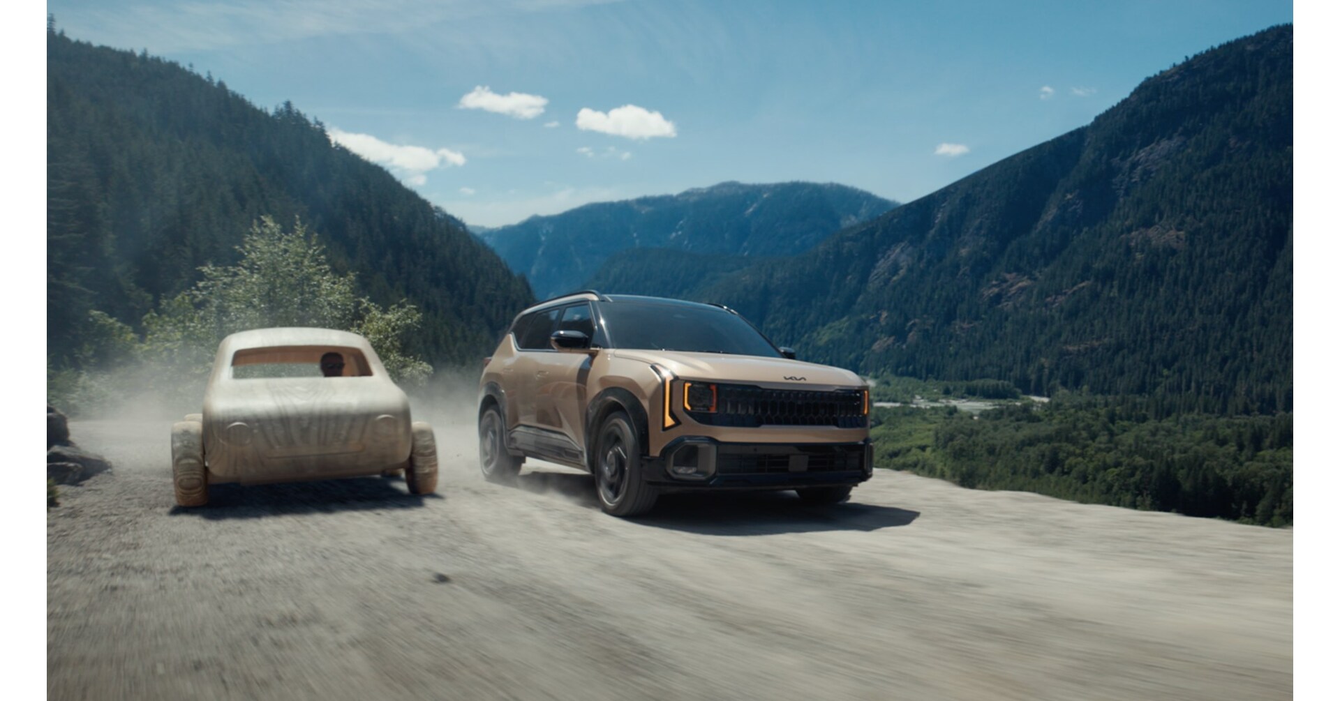 LA CREATIVA CAMPAÑA DEL NUEVO SUV KIA SELTOS DEL 2027 DEMUESTRA QUE LAS COSAS BUENAS SÍ VIENEN EN PAQUETES PEQUEÑOS