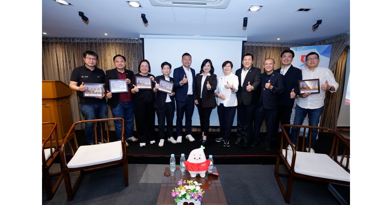 小红书商务携手马中总商会跨三城举办小红书马来西亚华商成长峰会，聚焦中国出境旅游市场及马来西亚营销新机遇