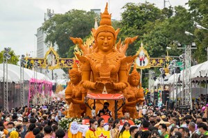 TAT elevates 125th Ubon Ratchathani Candle Procession as Signature Thailand Event