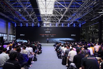 InfiMotion Technology Tampil Julung Kali kepada Umum, Pamer Keupayaan Pemacu Elektrik Tindanan Penuh di Acara Wuxi