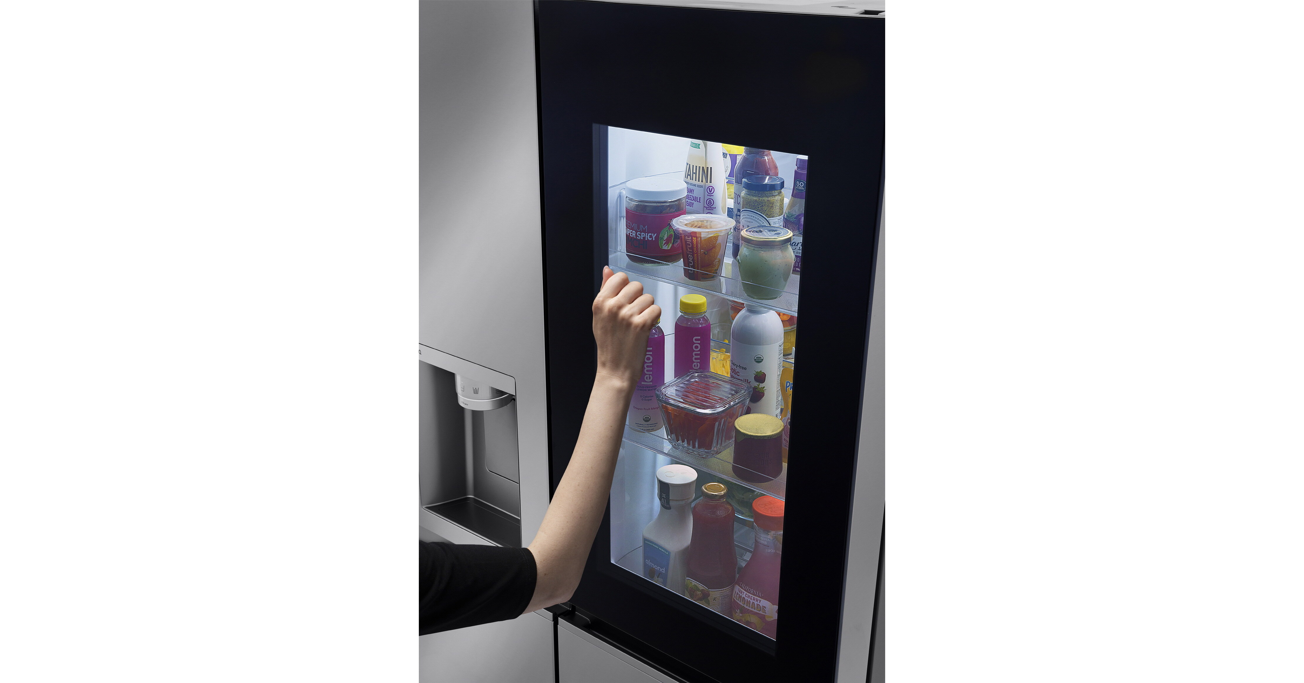LG InstaView™ REFRIGERATOR SURPASSES 5.3 MILLION IN GLOBAL SALES LG InstaView™ REFRIGERATOR SURPASSES 5.3 MILLION IN GLOBAL SALES