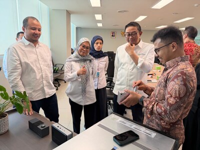 Distinguished guests interacted with the products on display