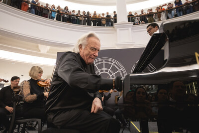 Maestro João Carlos Martins no Pátio Higienópolis/Foto Divulgação Maestro João Carlos Martins no Pátio Higienópolis/Foto Divulgação