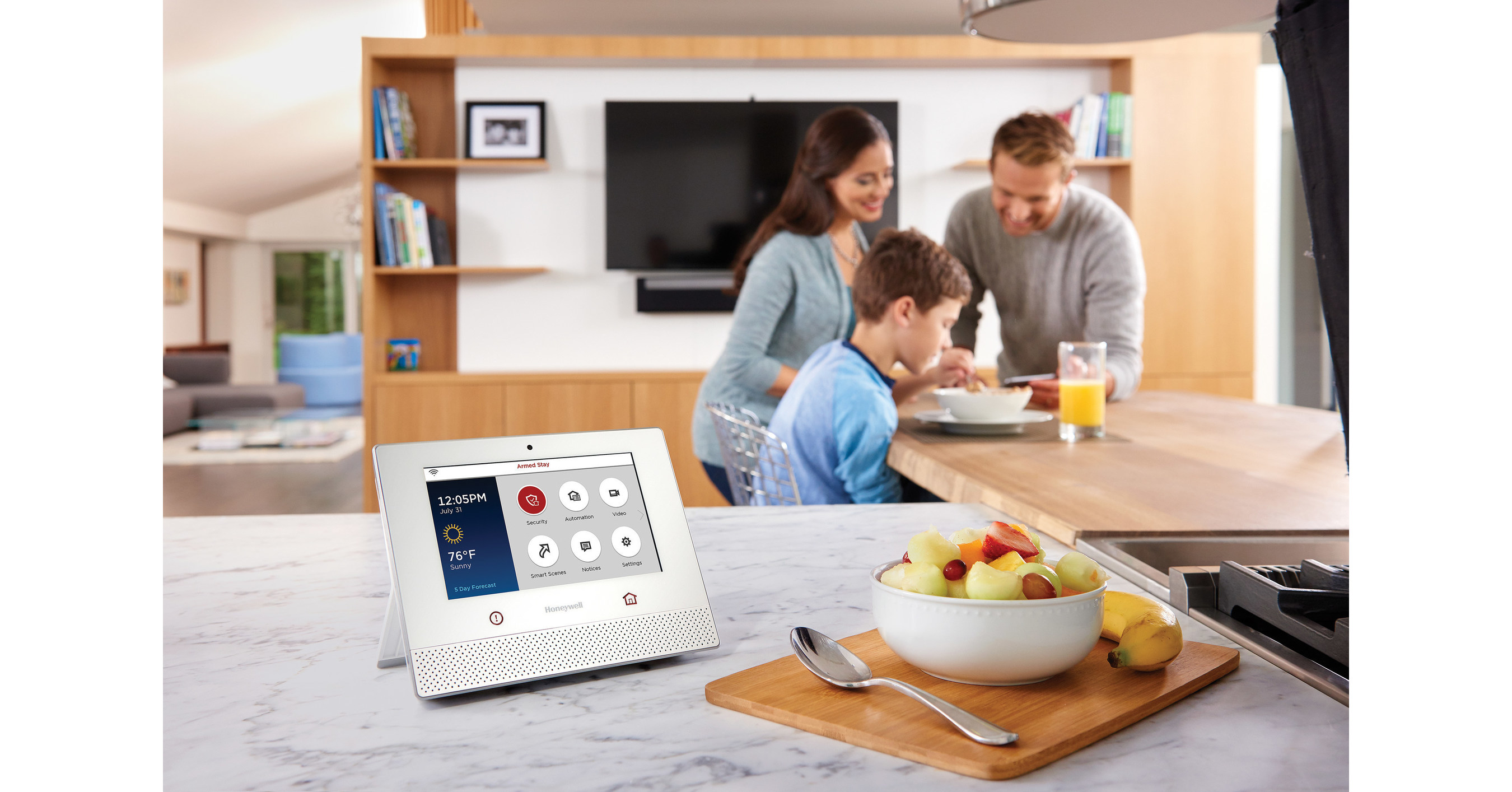 Honeywell Lyric™ Controller Home Security System Compatible With Apple