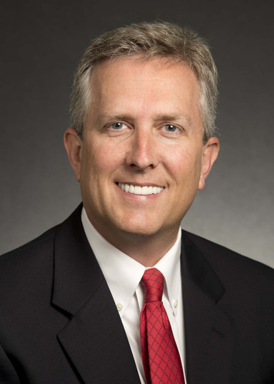 Dave Walton is appointed president and CEO of Caterpillar Financial Services Corporation and Caterpillar vice president of the Financial Products Division.