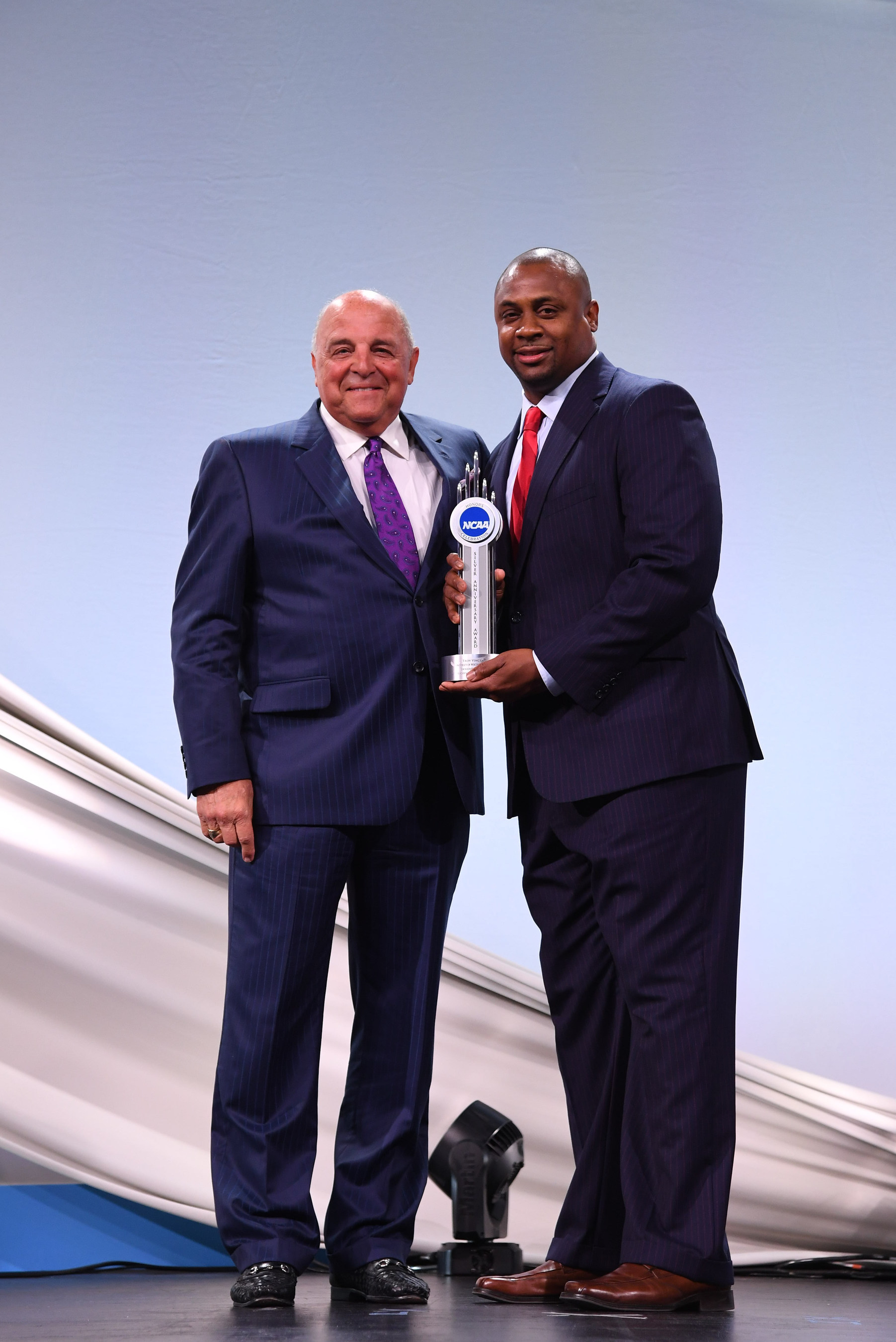 NFL Executive Vice President Troy Vincent Receives Distinguished NCAA  Silver Anniversary Award