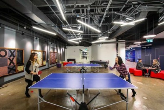 Team Collaboration Zone: Equipped with ping pong, air hockey tables and a bowling alley, this area was designed to help foster team building and collaboration among employees. (CNW Group/Scotiabank)