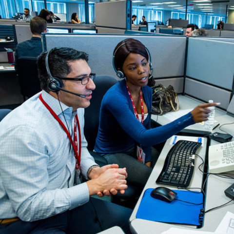 Hydro One S Senior Leadership Team Listened To More Than 800 Customers On Hydro One Day
