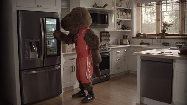 LG Celebrates 2017 NCAA March Madness With New 'Game Changing' Ad Campaign