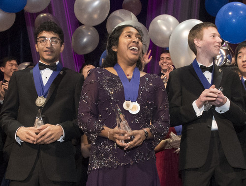 Washington, D.C., March 14, 2017-Indrani Das, 17, of Oradell, New Jersey, wins top prize and $250,000 in Regeneron Science Talent Search, founded and produced by Society for Science & the Public. Also pictured are Aaron Yeiser (left), 18, of Pennsylvania, who won 2nd Place and $175,000, and Arjun Ramani (right), 18, of Indiana, who won 3rd Place and $150,000. Photo Credit: Society for Science & the Public/Chris Ayers