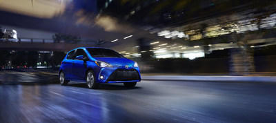 Large and small.  Swagger and sportiness.  That is what Toyota will be rolling into their display at the 2017 New York International Auto Show (NYIAS) next month with the debut of two freshened models, the 2018 Sienna van and subcompact Yaris hatchback.