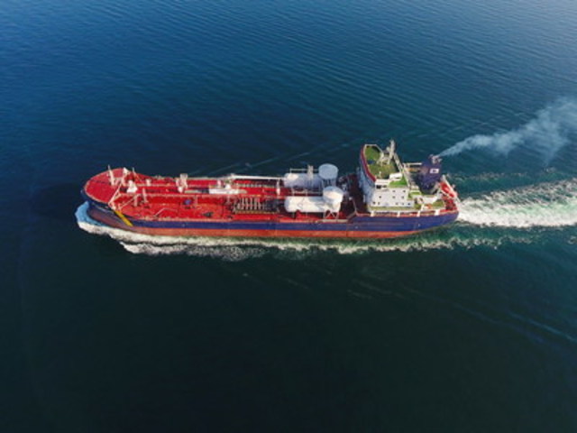 Desgagnés Takes Delivery of the World's First Dual-Fuel / LNG Asphalt Tanker - the M/T Damia Desgagnés