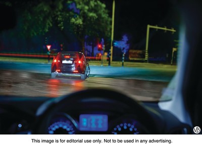 The instant-on response provided by Philips Vision LEDs can reduce braking distance by up to 20 feet at speeds of 75 miles per hour. Because they light up quicker, other drivers can see the vehicle sooner.