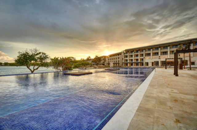 Royalton Negril and Hideaway at Royalton Negril Officially Open Doors in Jamaica