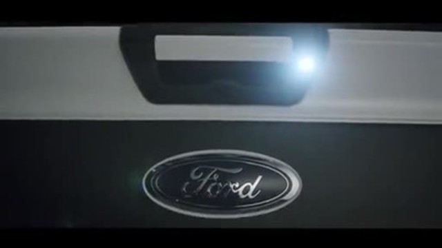 Video: Olivier FORD introduces you to the new Ford F150 truck collection as a tribute to Carey Price. Enjoy top-of-the-line finishing, embroidery and exclusive vehicle trim, with the effigy of the famous keeper.