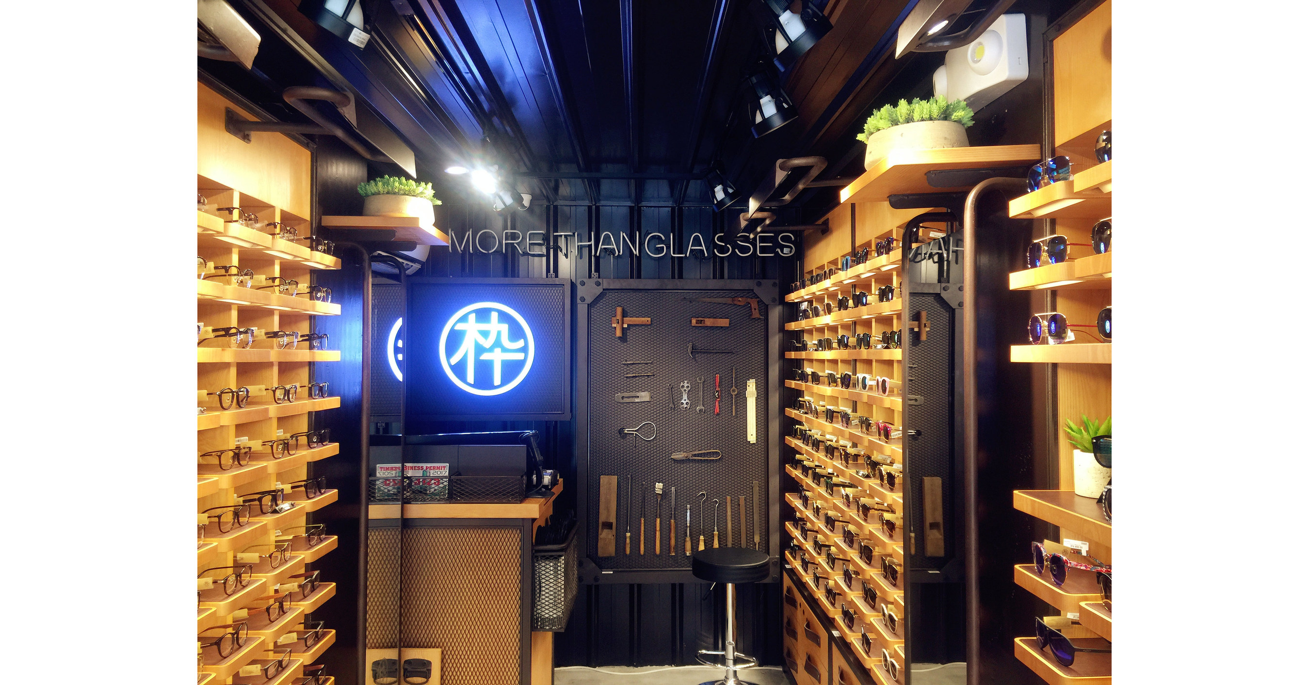 MUJOSH, the CuttingEdge Fashion Eyewear Brand from Hong Kong, Makes