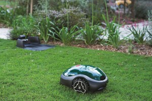 Robomow Has Released New RX12 Model Robotic Mower in U.S. Market April 2017