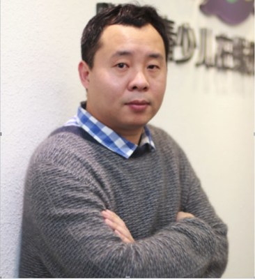 Dennis Lee, co-founder of DaDaABC