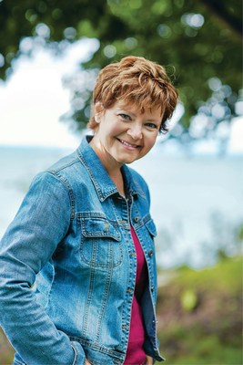 Les Prix du magazine canadien décernent le Prix de la Fondation pour contribution exemplaire à Penny Caldwell