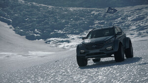 Shackleton Returns: Great Grandson of Ernest Shackleton becomes first to drive car across the Antarctic