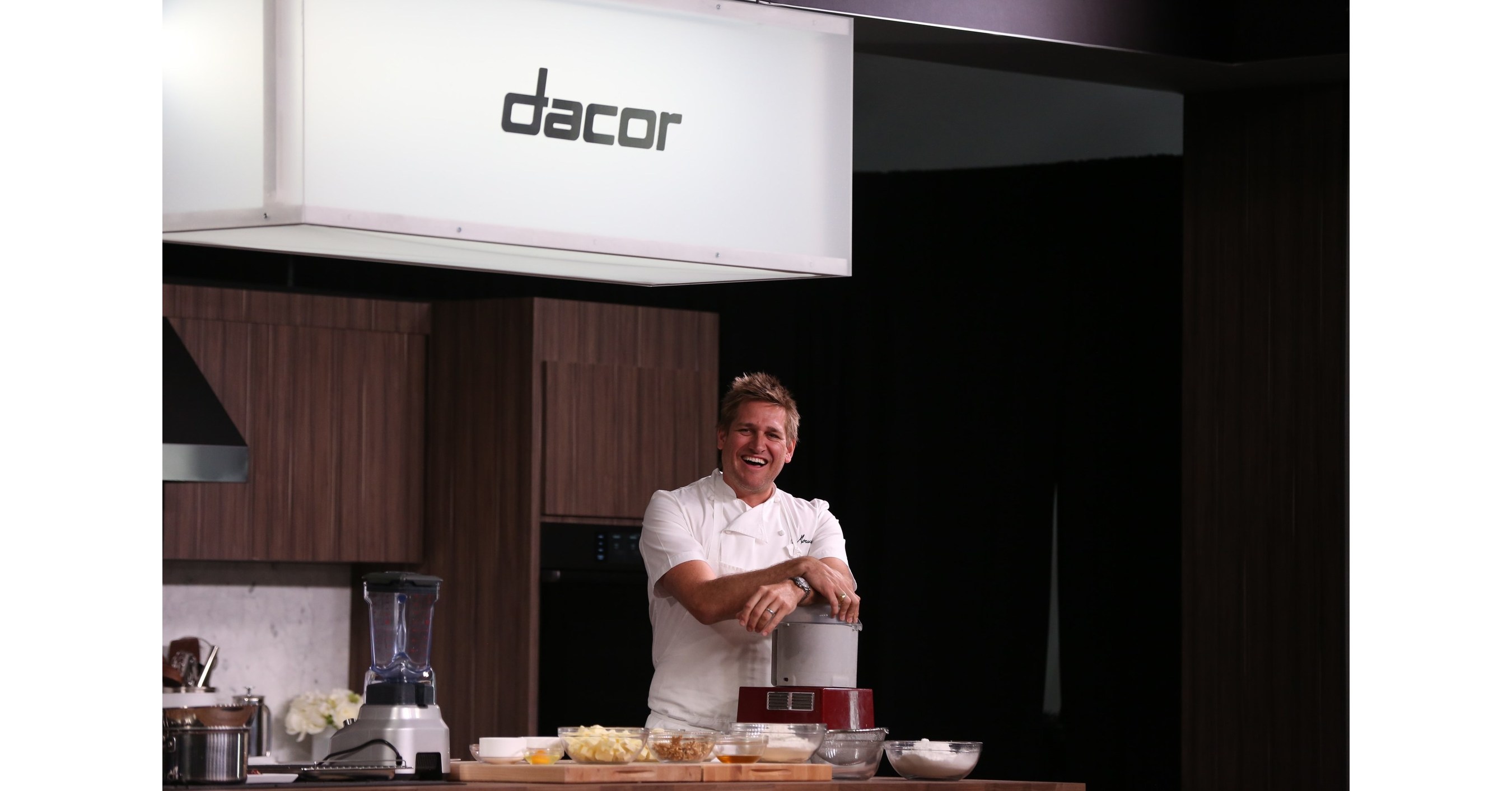 https://mma.prnewswire.com/media/493201/Dacor_PBFW_Curtis_Stone_Demo.jpg?p=facebook