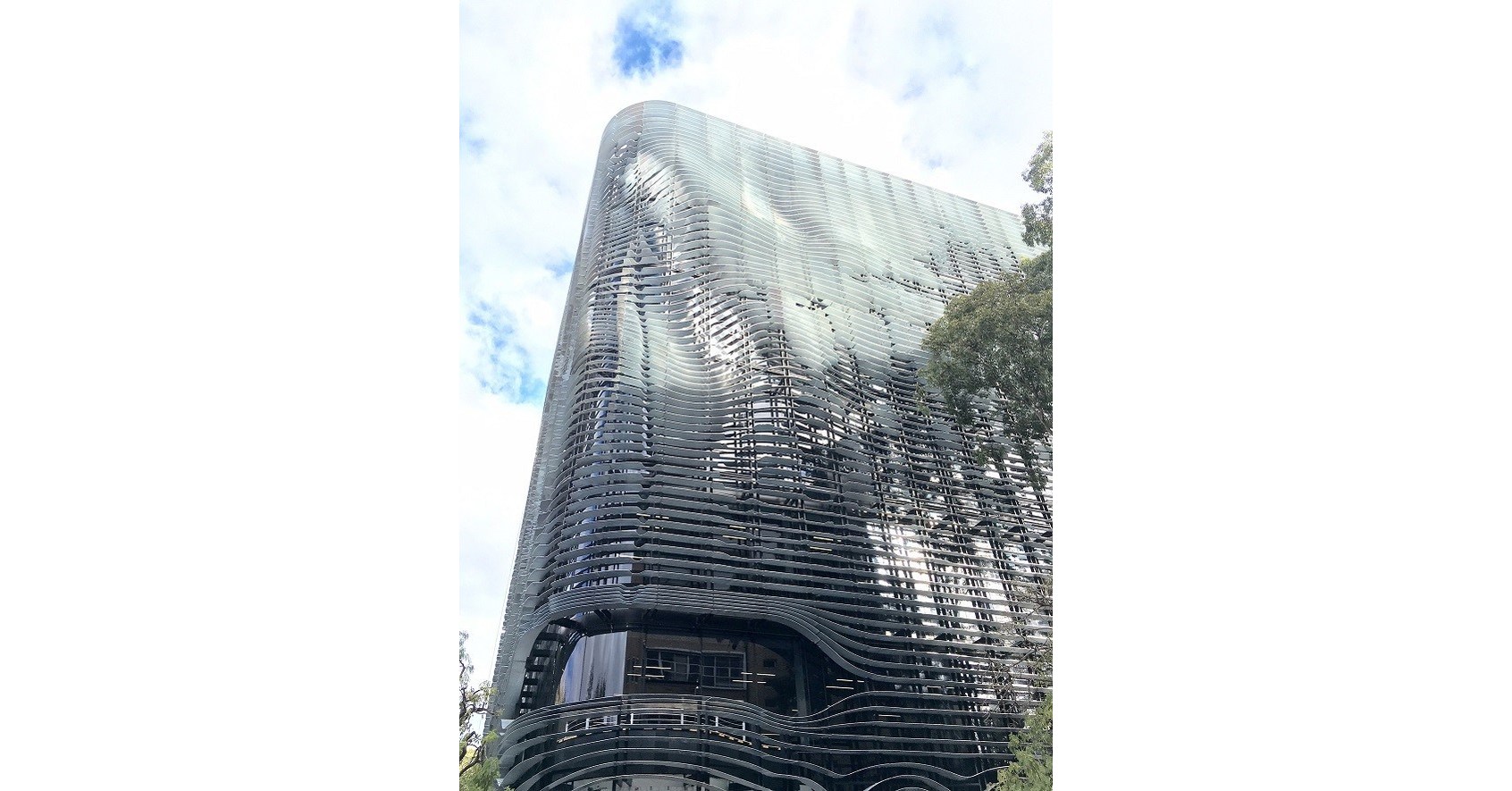 Valmont Coatings Wins 5 Excellence in HotDip Galvanizing Awards