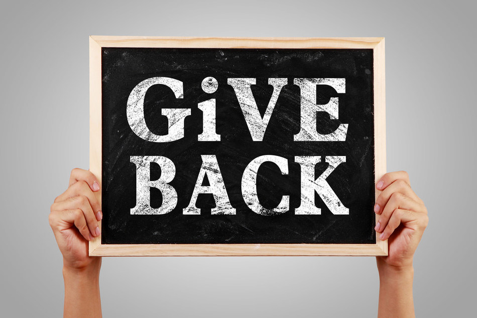 Back words. Give back. Give back картинка. Игра give back. Give back перевод.