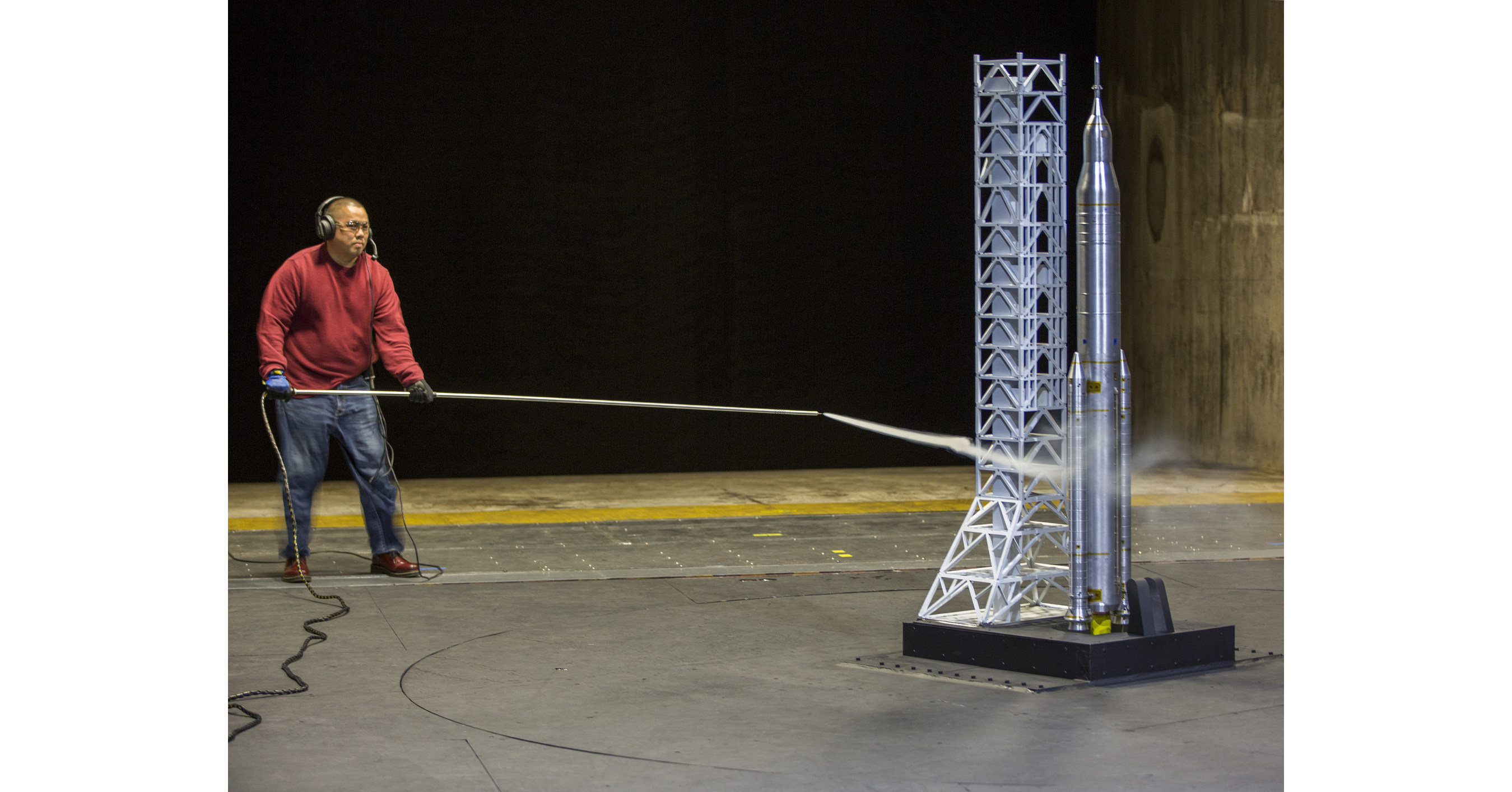 Media Invited to View Rocket Model Tests of NASA's Space Launch System