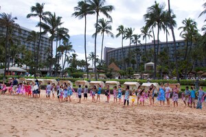 May Day Celebrated With Longest Lei Exchange At The Westin Maui Resort &amp; Spa