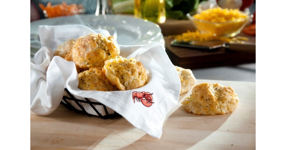 Red Lobster Cheddar Bay Biscuits - The Country Cook