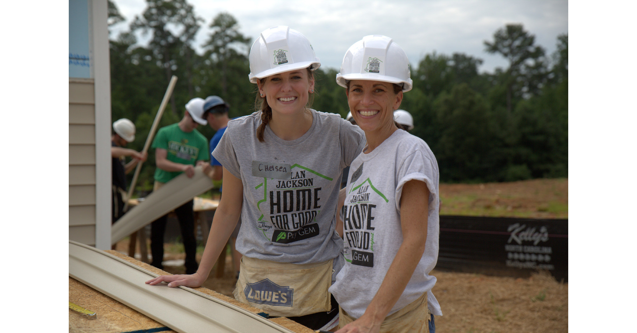 Ply Gem Building Products partners with Habitat for Humanity to build