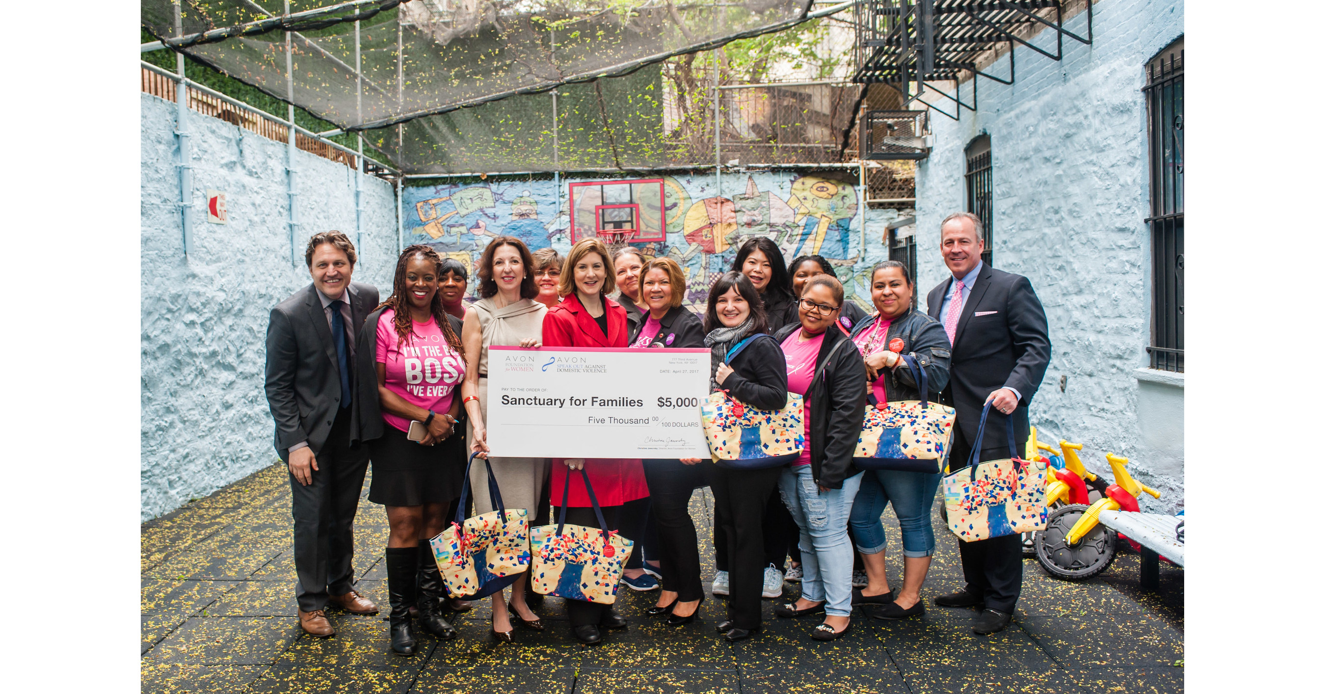Avon Announces New Fundraising Initiative and Grant to New York City's Sanctuary for Families