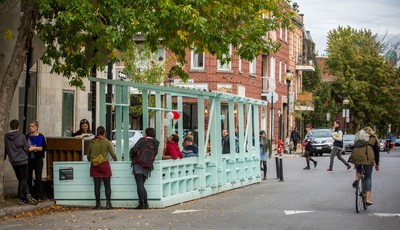 Les placottoirs du Plateau : des aménagements qui font jaser!