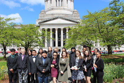 Eighteen 8th grade students embarked on a four day field trip to the State Capitol this week to speak to state legislators and senators about the new bills they propose.