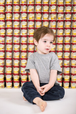 Une surprise de Maxi(MD) et Kraft Heinz Canada pour couronner la Grande récolte pour les enfants : un don de 168 000 pots de nourriture pour bébés est remis à Moisson Montréal et Moisson Rive-Sud