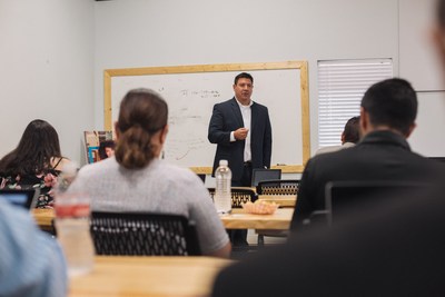 Entrepreneurs and small-business leaders from the Upper Rio Grande Valley gathered on May 11 at Grindstone Coworking in Edinburg, Texas, for a BBVA Compass-sponsored workshop on entrepreneurship and the ins and outs of writing a business plan, using business credit, and understanding financial statements.