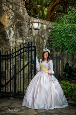 Royal Reign Is Crowning Moment for La Reina Linda