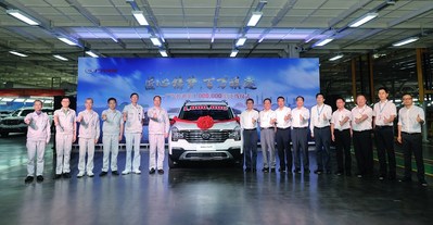 A group photo of GAC Motor at its celebration of its production of the 1 millionth vehicle