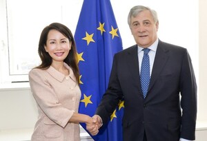 Ctrip CEO attends China-EU Business Summit in Brussels